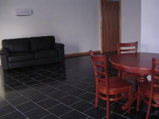 لونسيستون Glenayr Apartments المظهر الخارجي الصورة